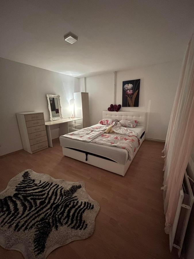 Apartman City Tuzla Exterior foto
