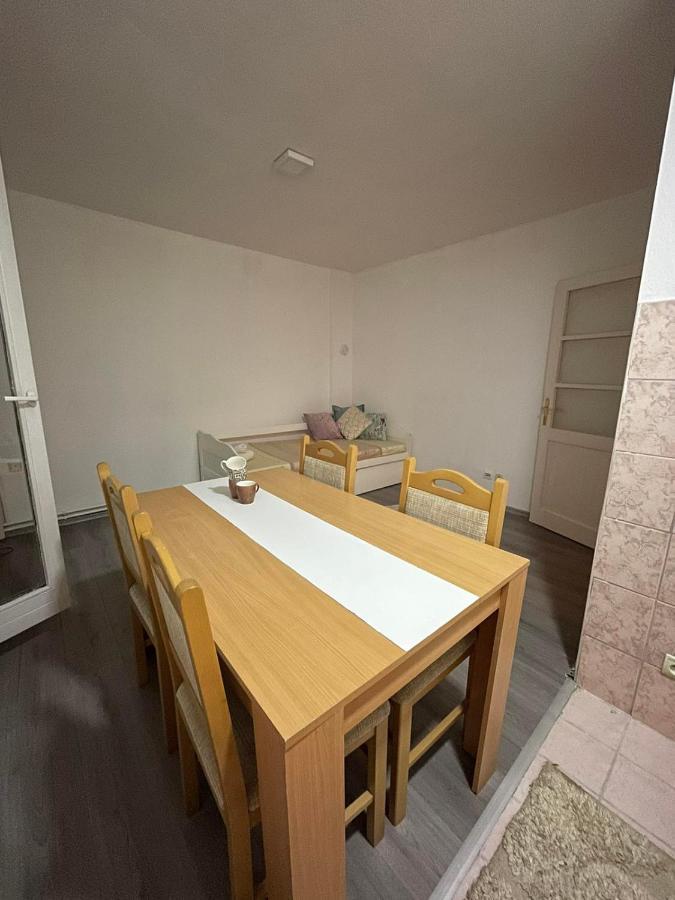 Apartman City Tuzla Exterior foto
